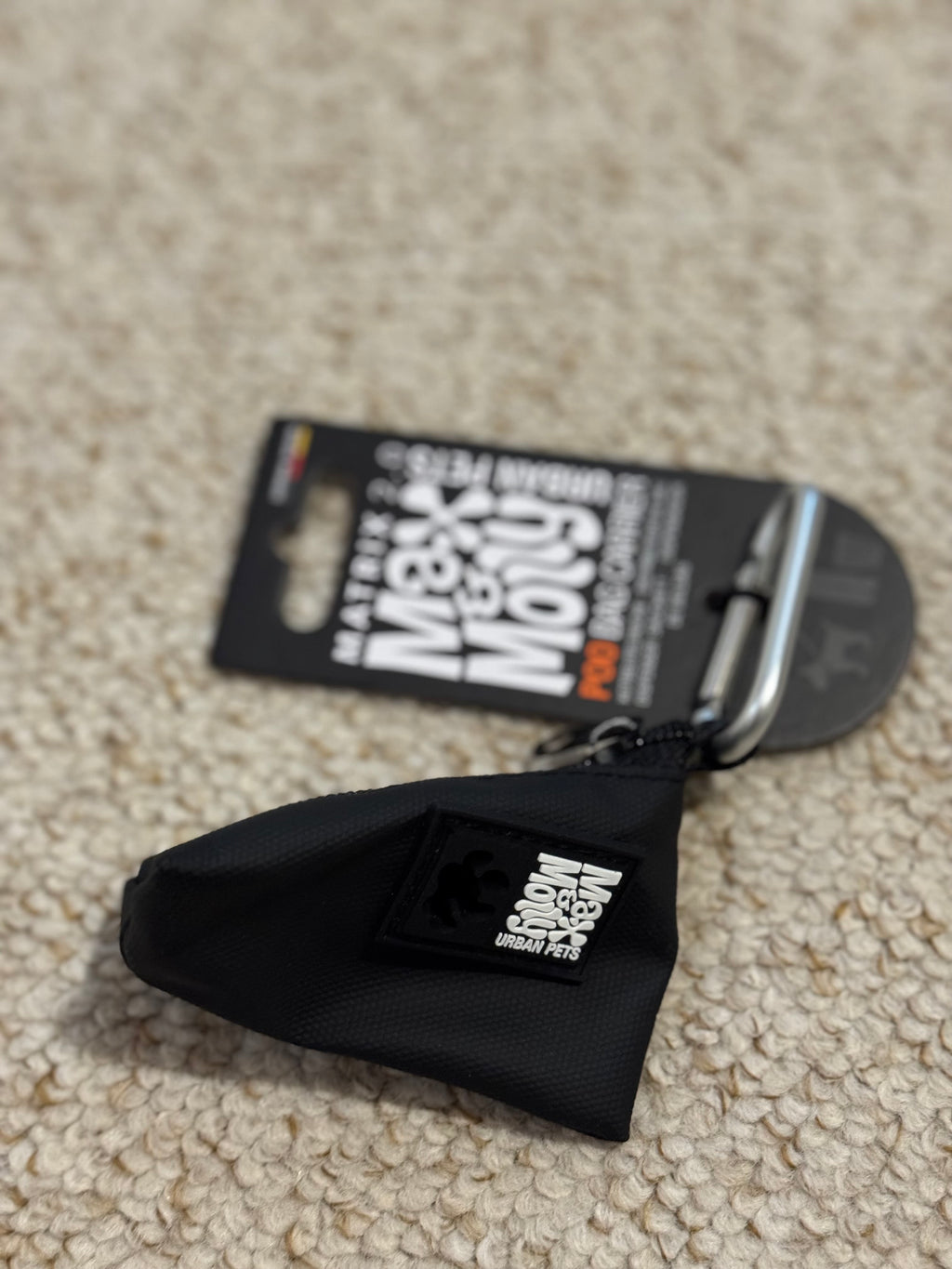 Distributeur sac à déjections